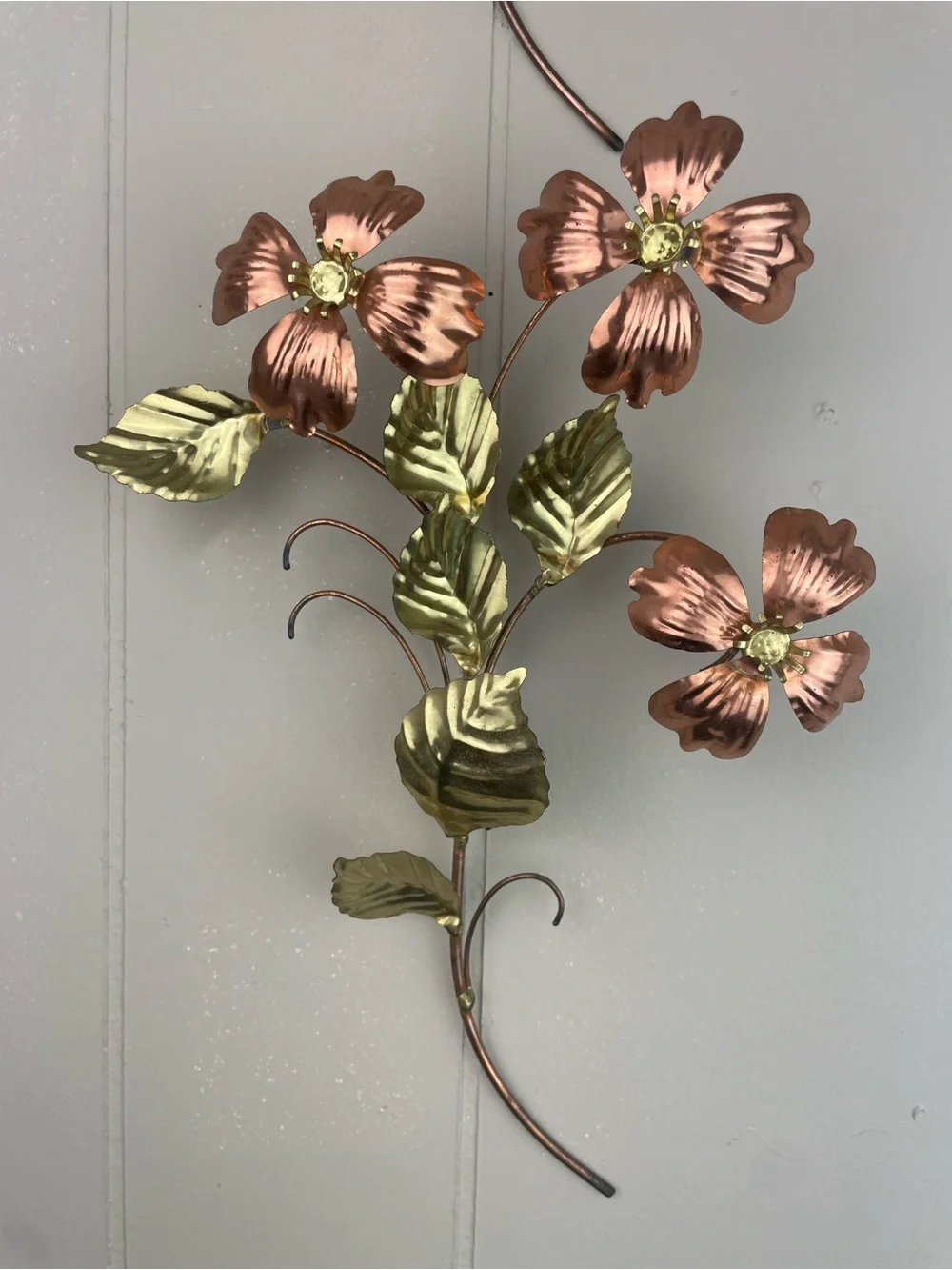 Vintage Homco Brass and Copper Metal Floral Mid Century Wall Art Pieces (2) - Picture 7 of 7